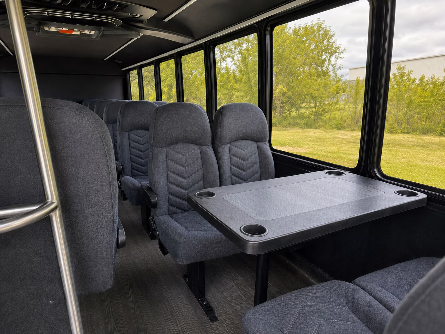 airport shuttle buses for flagstaff wedding guests