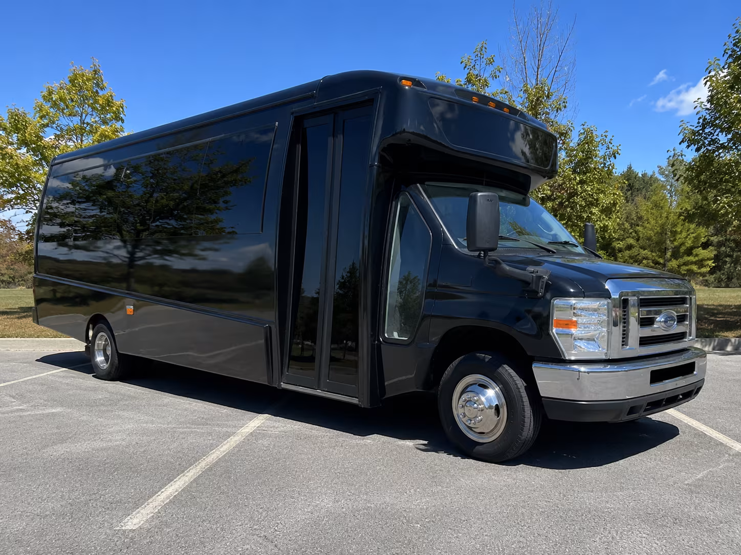rent a bus in flagstaff for pre prom dinners and photo stops